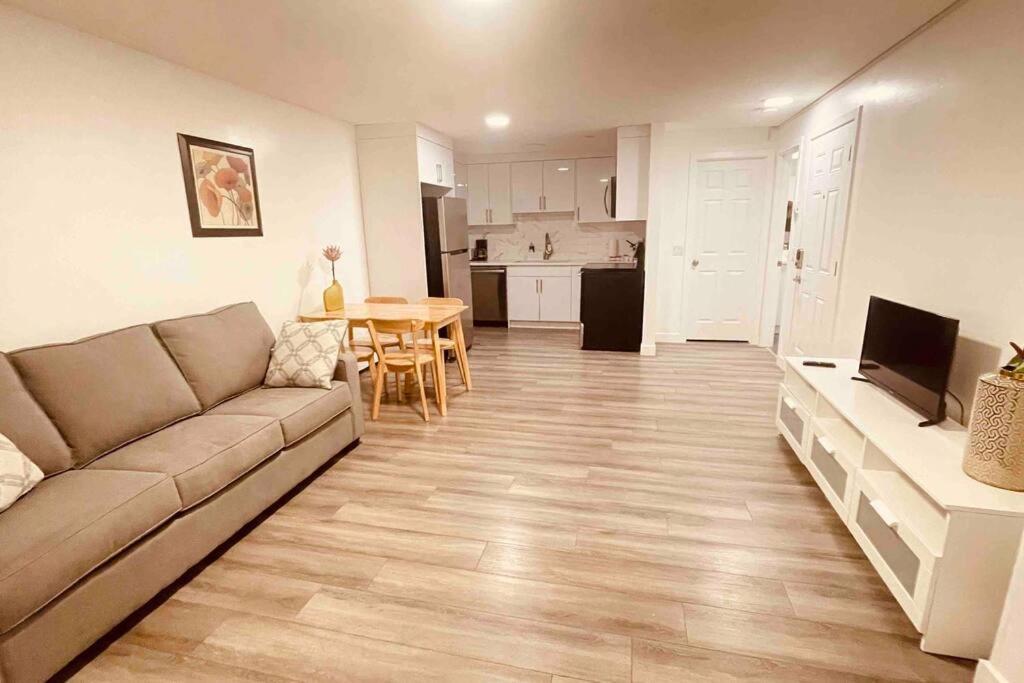 Apartamento Unit #201 Cozy Mountain View 1Br In Dt Canmore Exterior foto